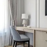 Maison A Deux Mains