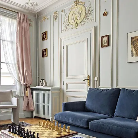 Maison A Deux Mains * Аи-Шампань