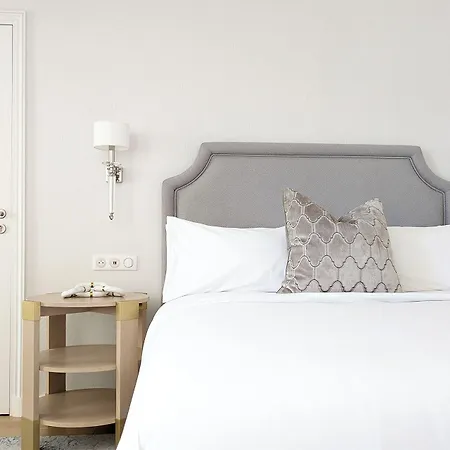 Maison A Deux Mains 4*